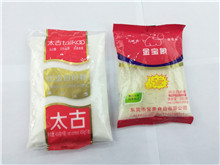 調(diào)料的出現(xiàn)給調(diào)味料包裝機(jī)的發(fā)展帶來了新的開發(fā)平臺(tái)及廣闊的市場空間